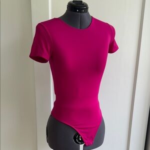 Babaton Pink Fitted Short Sleeve Bodysuit